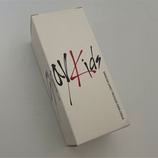 ストレイキッズ(Stray Kids)の新品 未使用 stray kids スキズ ペンライト キーホルダー(K-POP/アジア)