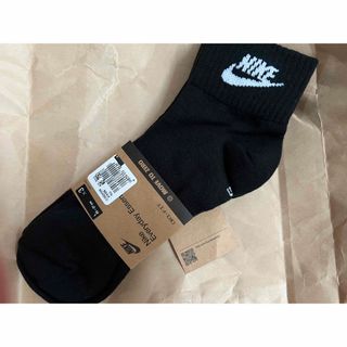 ナイキ(NIKE)のNIKE everyday Essen靴下(ソックス)