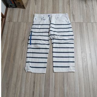 リーバイス(Levi's)のリーバイス ボーダー ジーンズ　クロップドパンツ(デニム/ジーンズ)