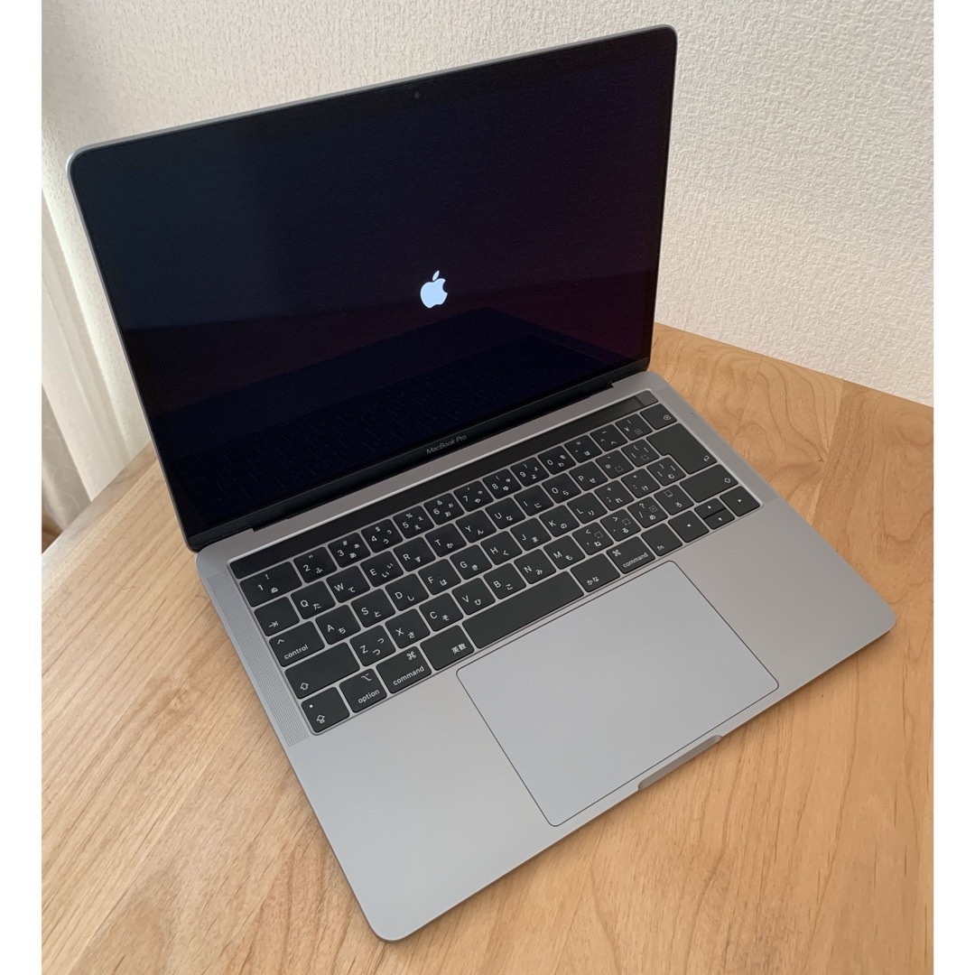 MacBookPro 13.3インチ 2019のサムネイル