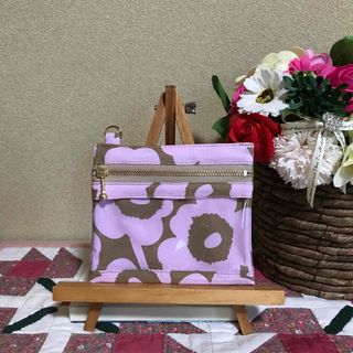 マリメッコ(marimekko)のマリメッコ  生地　ハンドメイド　ミニウニッコ　ピンク×ベージュ　透明ポーチ(ポーチ)