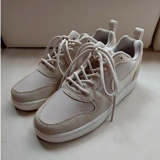 ナイキ(NIKE)の【NIKE ナイキ ウィメンズ コート バーロウ 7.5】新品(スニーカー)