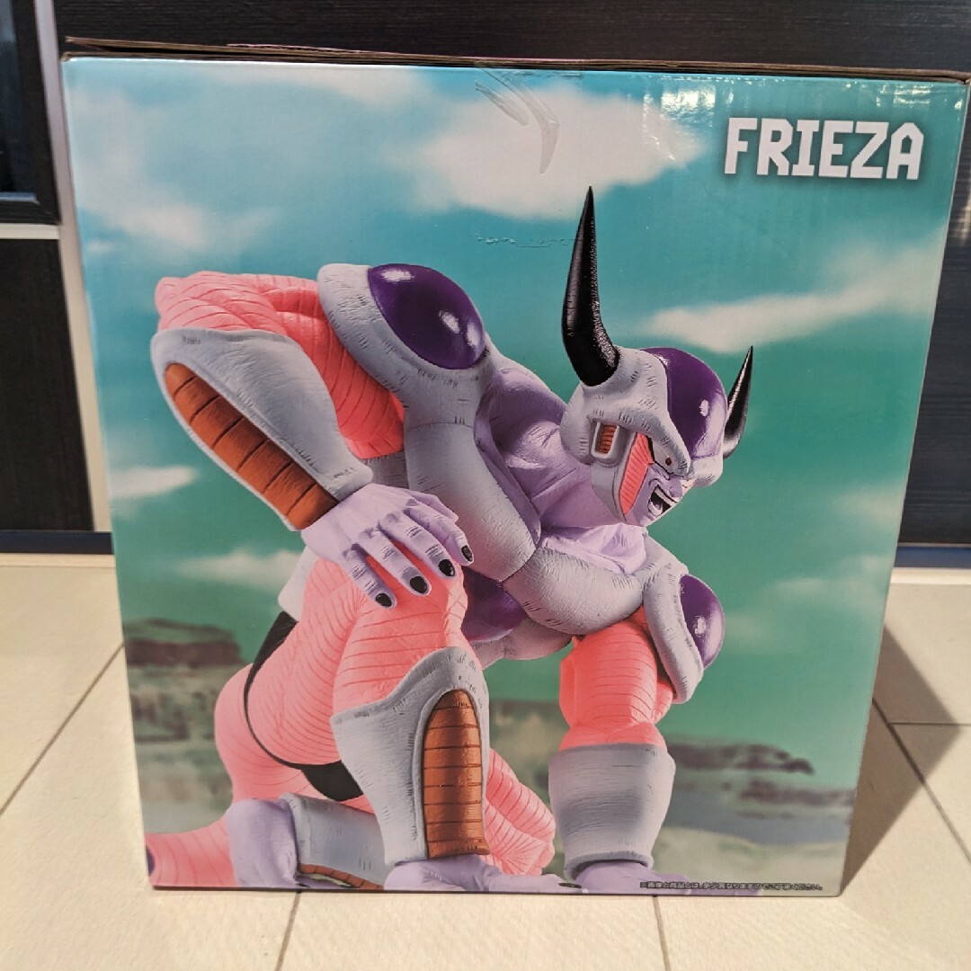 一番くじドラゴンボールＺD賞フリーザ第二形態フィギュアの通販 by 紫
