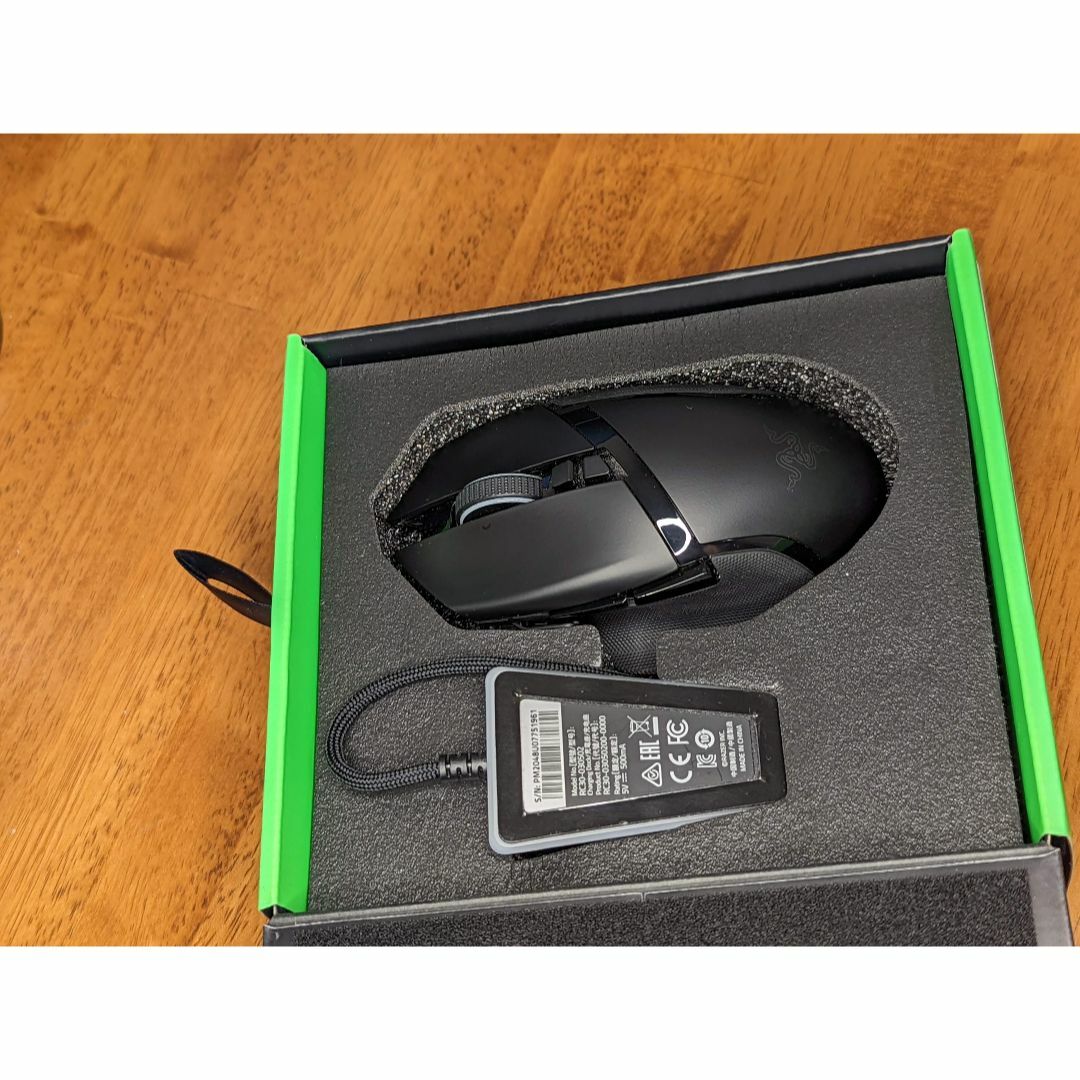 Razer Basilisk Ultimate 充電スタンド付