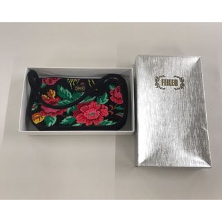 フェイラー クラッチの通販 66点 | FEILERを買うならラクマ フェイラー フラットポーチ/ クラッチバッグ 花柄 フラワー バラ 王道デザイン
