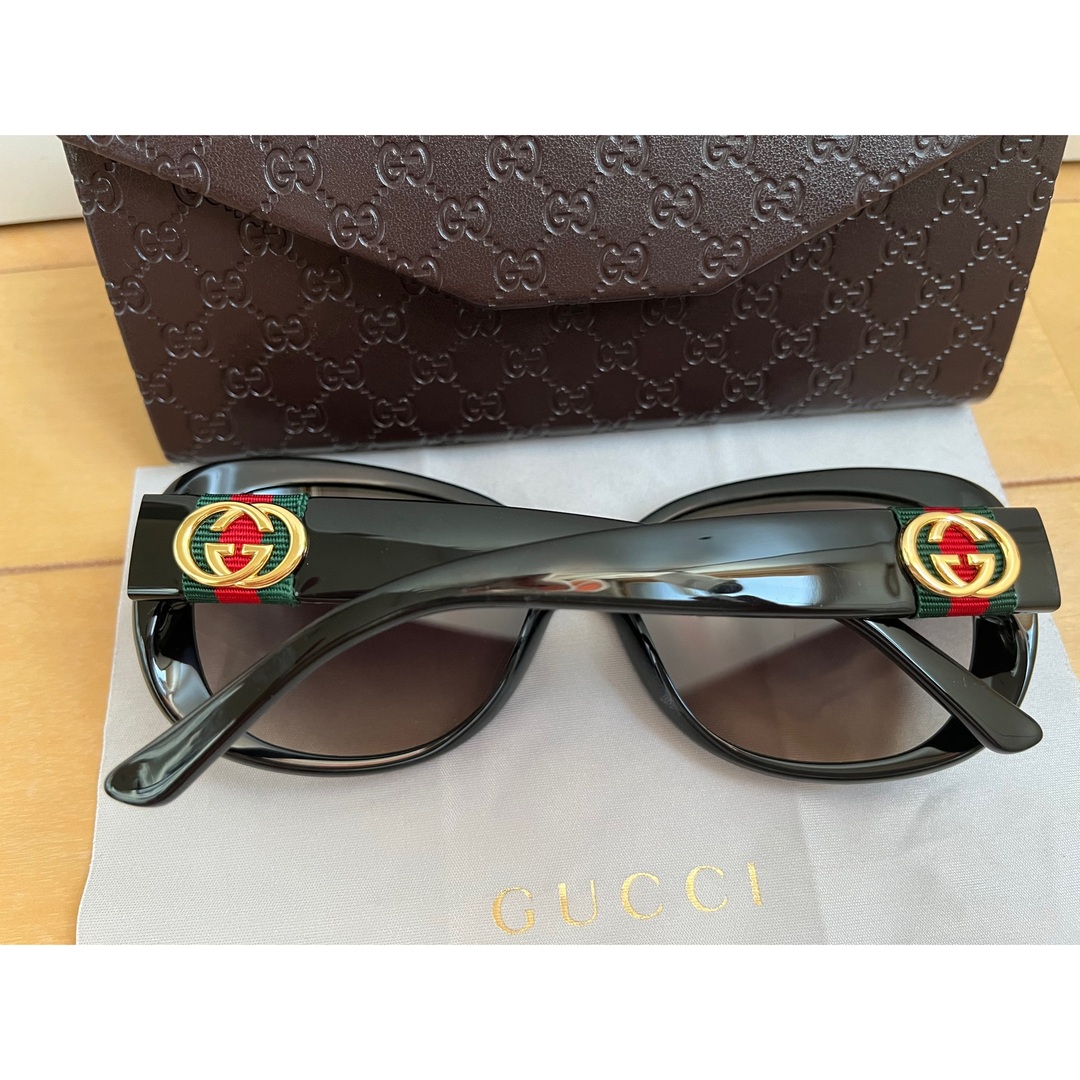 Gucci(グッチ)のグッチ　GUCCI サングラス　美品 レディースのファッション小物(サングラス/メガネ)の商品写真