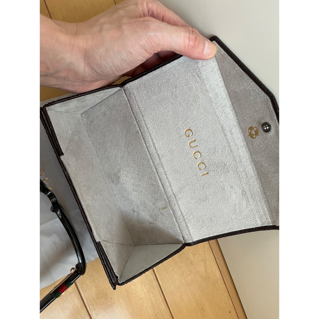 Gucci(グッチ)のグッチ　GUCCI サングラス　美品 レディースのファッション小物(サングラス/メガネ)の商品写真