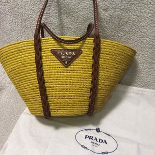 プラダ(PRADA)の新品 プラダ ストローxレザー カゴ ハンドバッグ イエロー 黄色 カゴバッグ(かごバッグ/ストローバッグ)