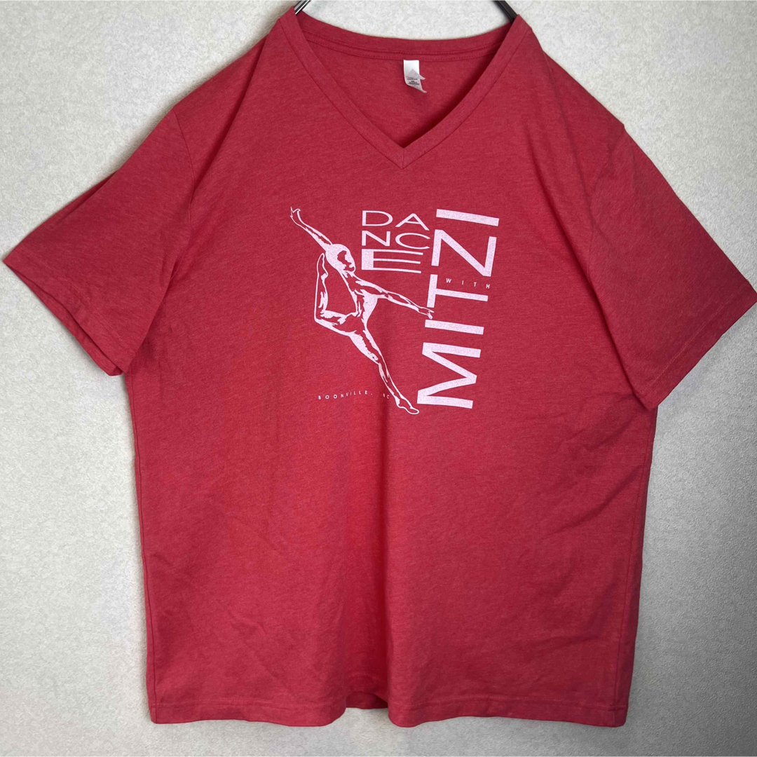 ヴィンテージ　CANVAS フロントプリントVネックビッグTシャツ　赤　US古着 メンズのトップス(Tシャツ/カットソー(半袖/袖なし))の商品写真