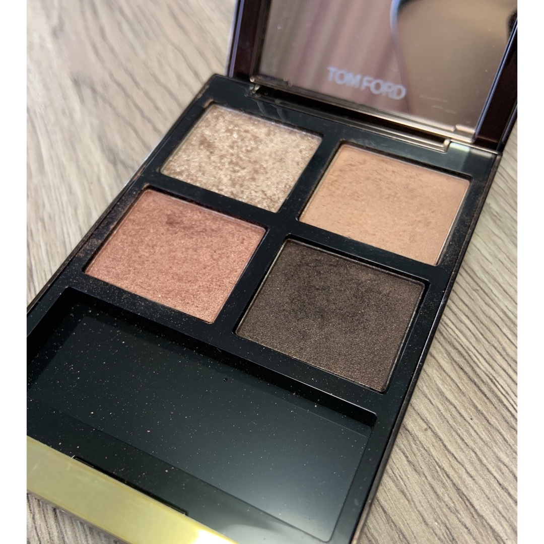 TOM FORD BEAUTY(トムフォードビューティ)のトムフォード　アイカラークォード　20ディスコダスト コスメ/美容のベースメイク/化粧品(アイシャドウ)の商品写真