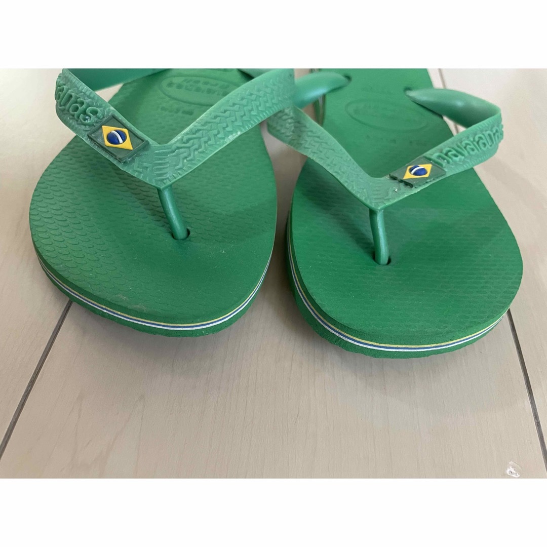 havaianas(ハワイアナス)の  Havaianas ブラジルロゴ　サンダル　33−34（22cm相当） キッズ/ベビー/マタニティのキッズ靴/シューズ(15cm~)(サンダル)の商品写真