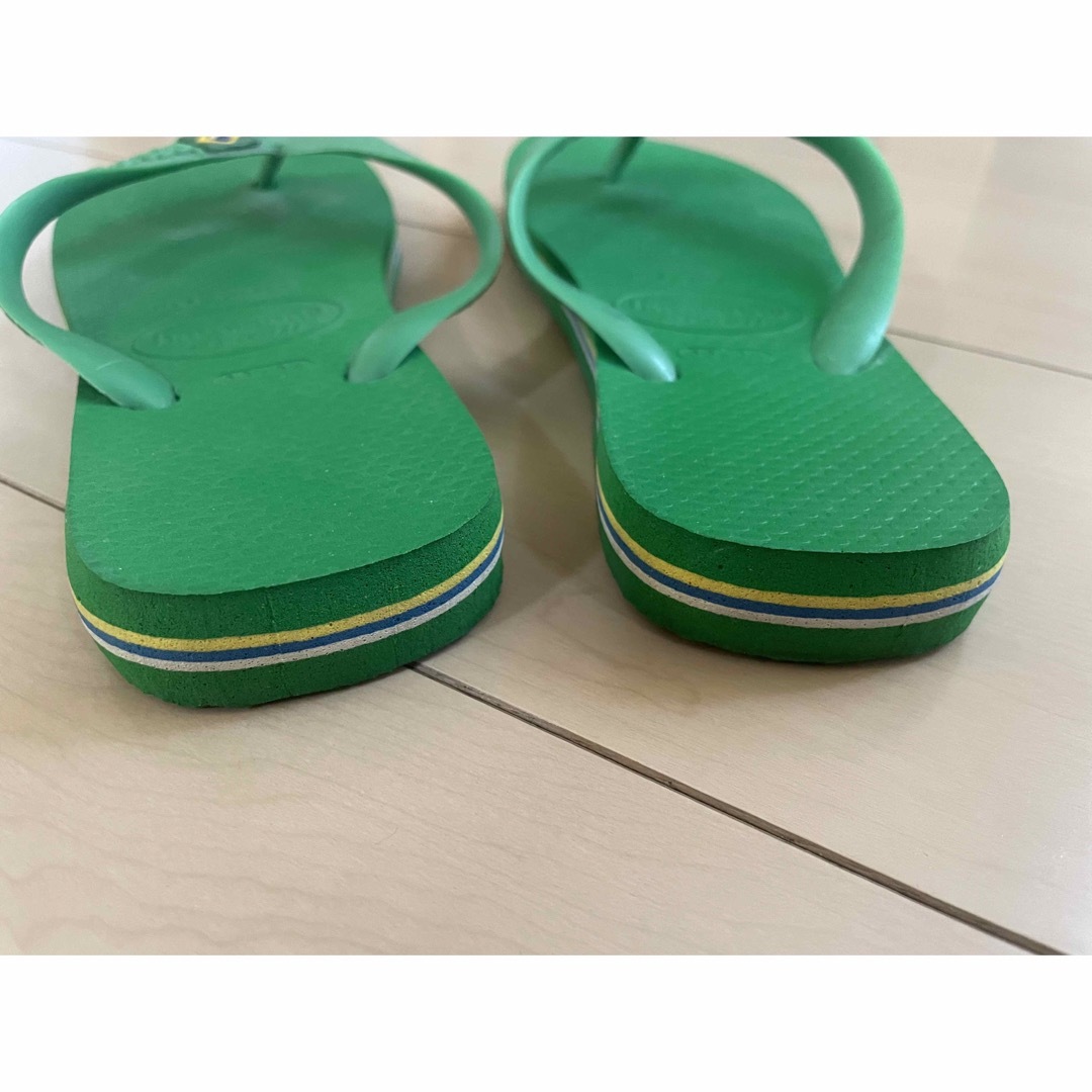 havaianas(ハワイアナス)の  Havaianas ブラジルロゴ　サンダル　33−34（22cm相当） キッズ/ベビー/マタニティのキッズ靴/シューズ(15cm~)(サンダル)の商品写真