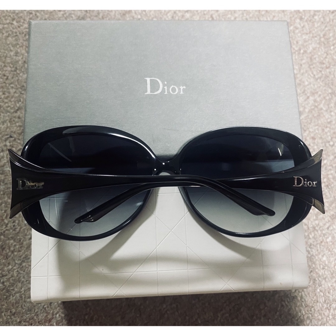 Christian Dior(クリスチャンディオール)のDIOR サングラス　美品　上品きれいめ レディースのファッション小物(サングラス/メガネ)の商品写真