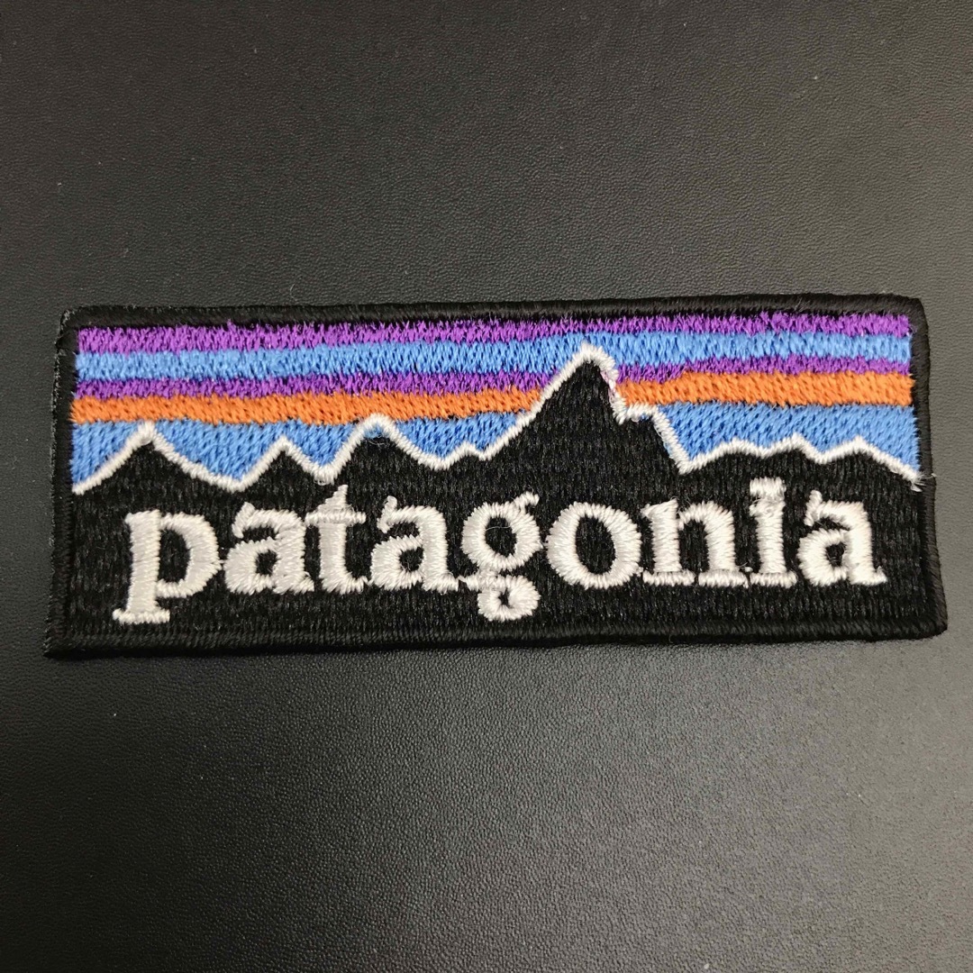 patagonia(パタゴニア)の7×2.8cm 2枚セット パタゴニア フィッツロイ アイロンワッペン -84 メンズのバッグ(その他)の商品写真