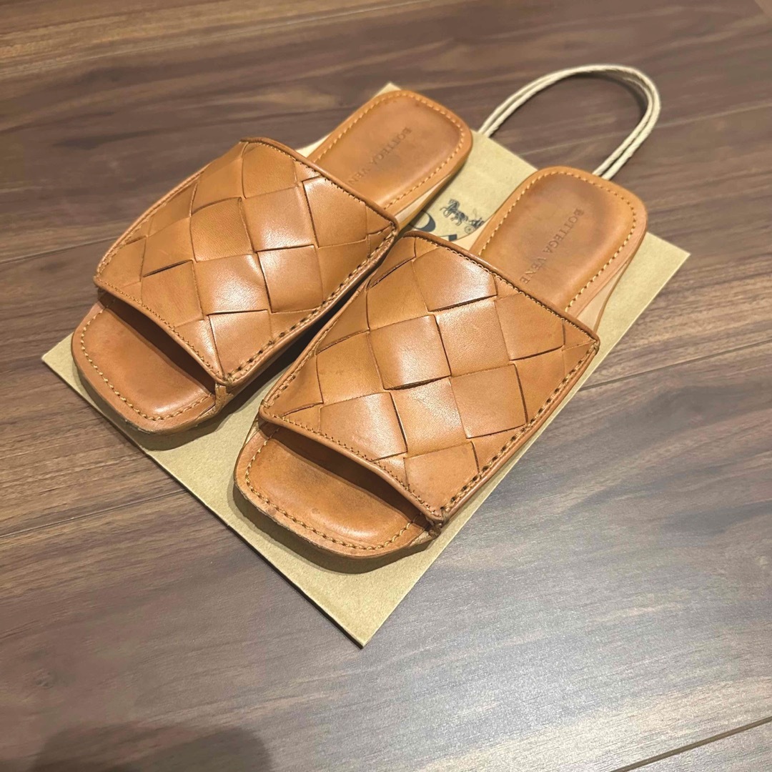 BottegaVeneta◎サンダル