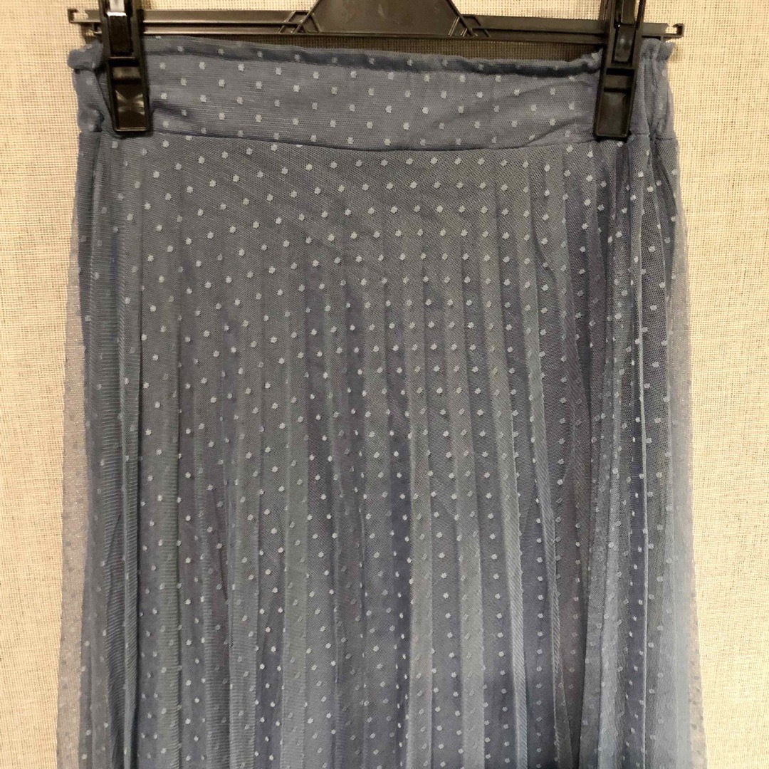 armoire caprice(アーモワールカプリス)のドットチュールプリーツスカート レディースのスカート(ロングスカート)の商品写真