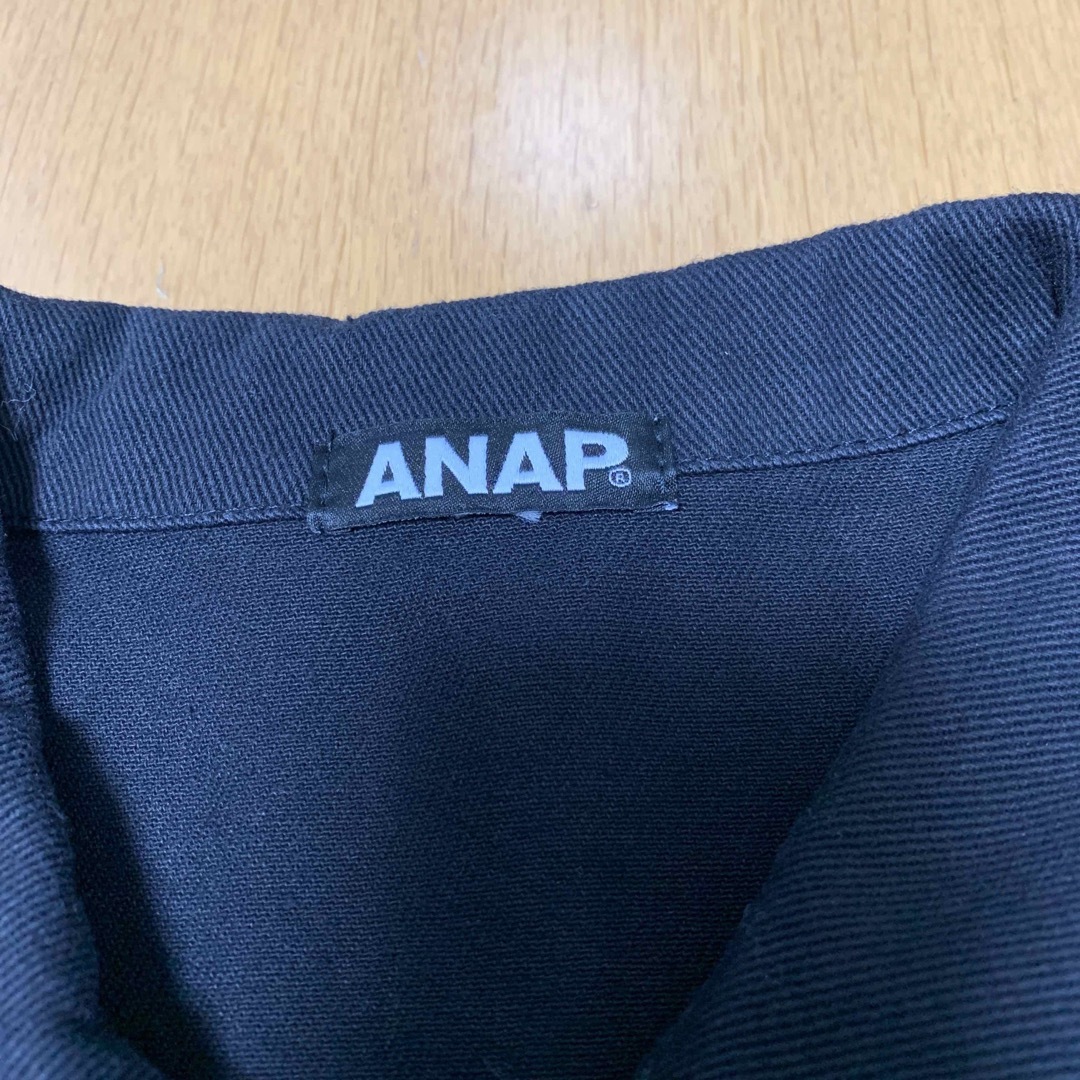ANAP(アナップ)のANAPアナップ黒デニム薄め生地可愛い着回し抜群シンプル レディースのジャケット/アウター(Gジャン/デニムジャケット)の商品写真