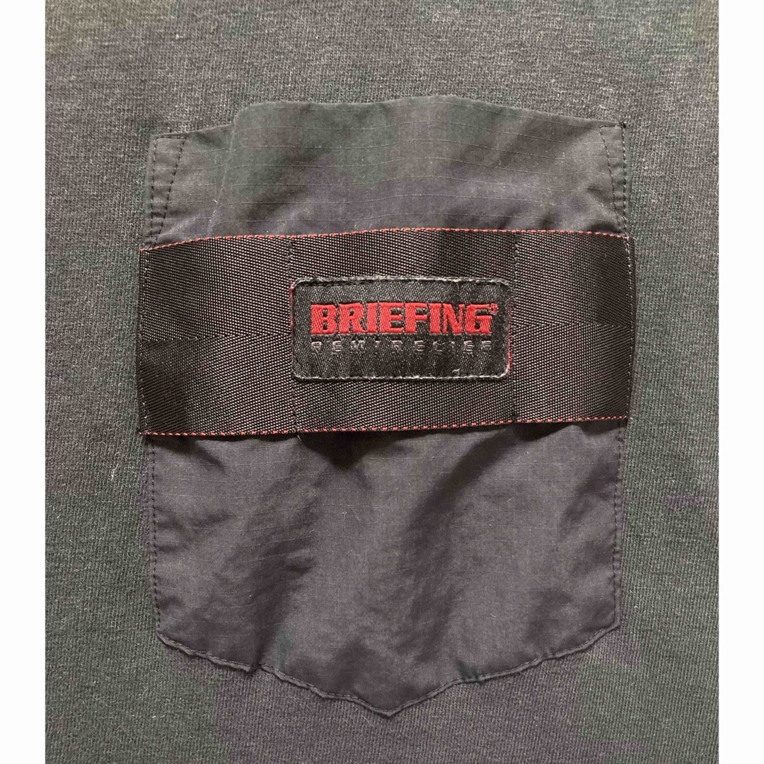 BRIEFING(ブリーフィング)のREMI RELIEF × BRIEFING コラボ ポケットT ブラックS メンズのトップス(Tシャツ/カットソー(半袖/袖なし))の商品写真