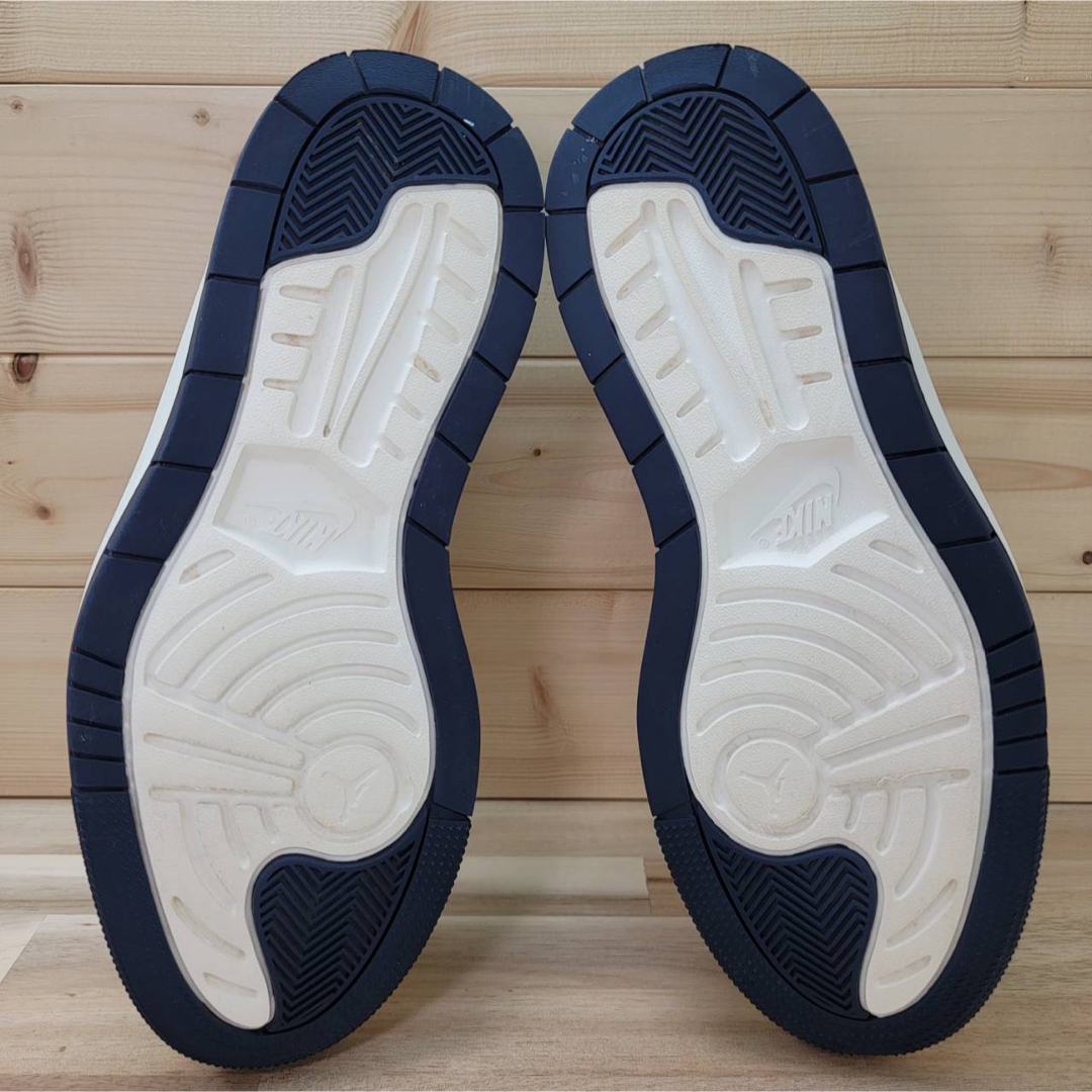 Jordan Brand（NIKE）(ジョーダン)のナイキウィメンズ エアジョーダン1 エレベートロー "ミッドナイト紺" 25㎝ レディースの靴/シューズ(スニーカー)の商品写真