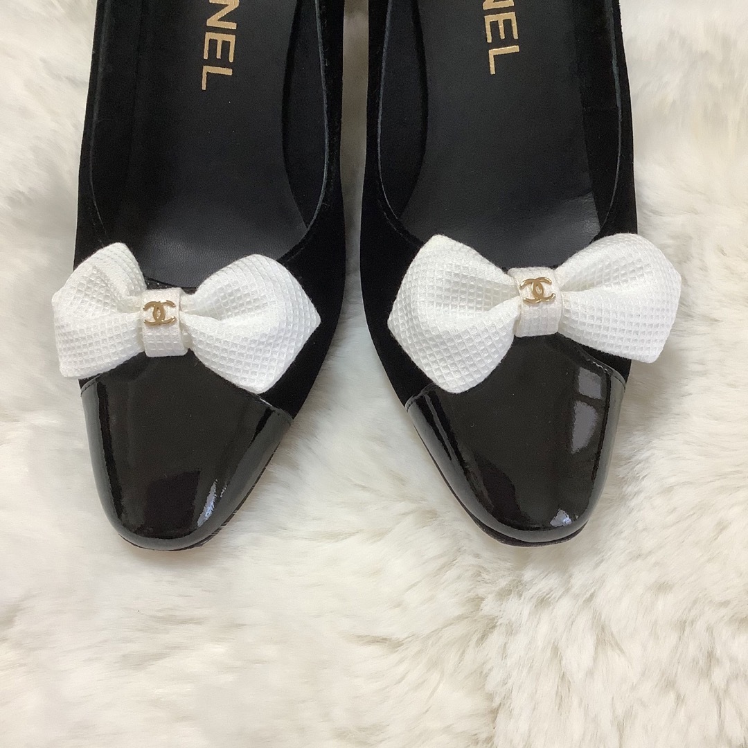 CHANEL - シャネル パンプス ハイヒール ココマーク ベロア CHANEL - シャネル パンプス ハイヒール ココマーク ベロア