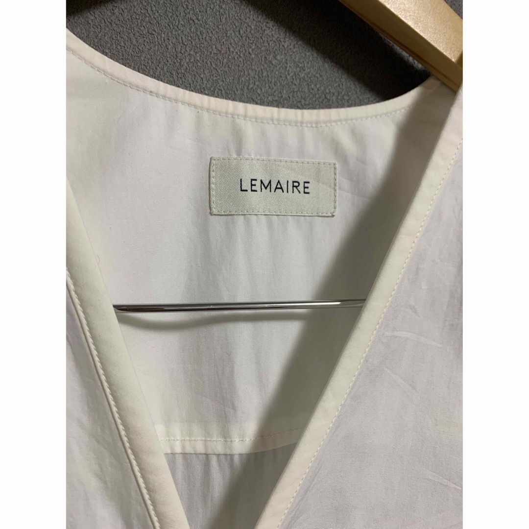 LEMAIRE(ルメール)の【美品】LEMAIRE ルメール  ノーカラージャケット シャツ ブラウス レディースのトップス(シャツ/ブラウス(長袖/七分))の商品写真