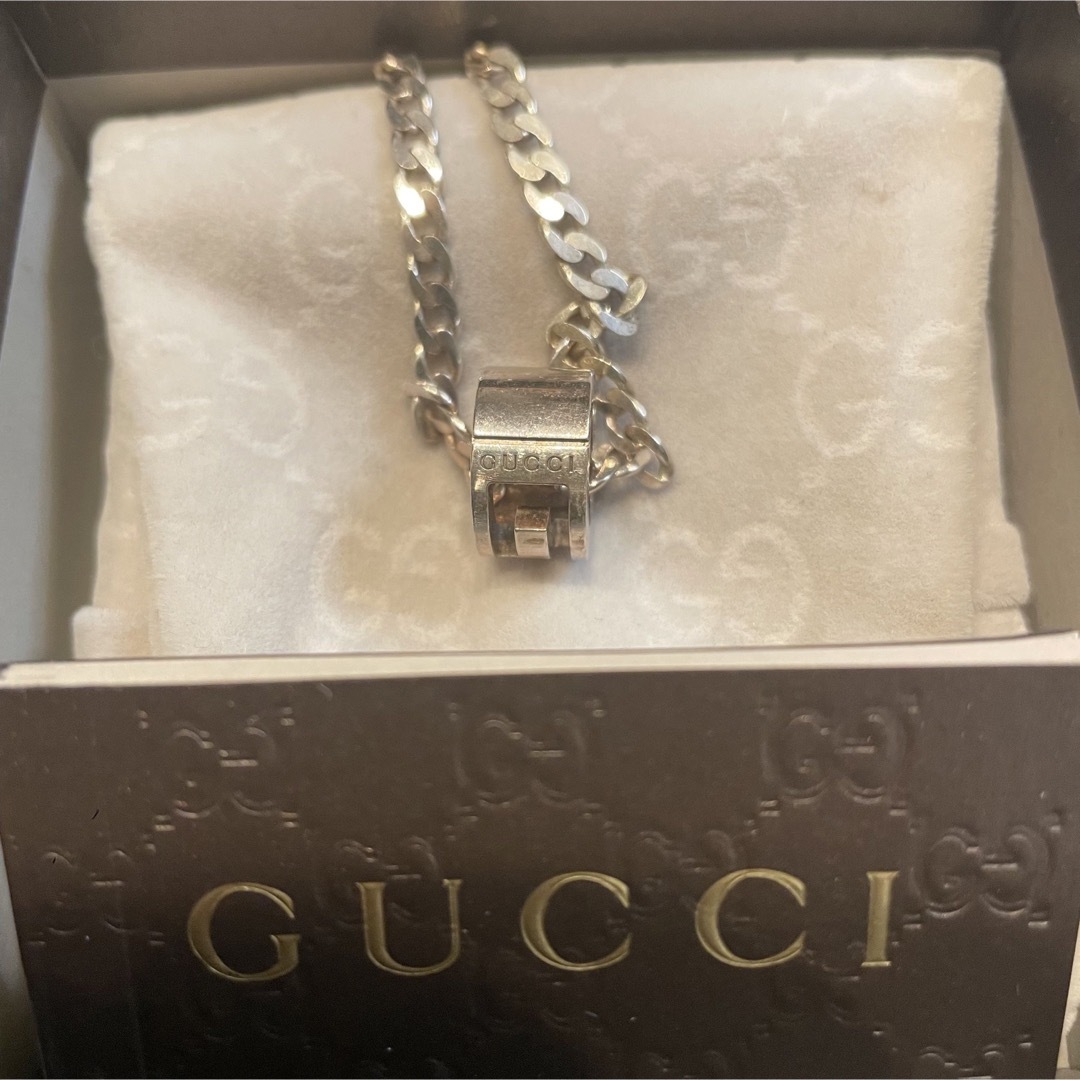 Gucci(グッチ)のGUCCI カットアウトGリング　チェーンネックレス　正規品 メンズのアクセサリー(ネックレス)の商品写真