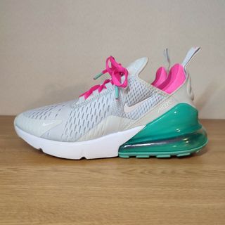 大人気 特別モデル NIKE AIRMAX 270 \