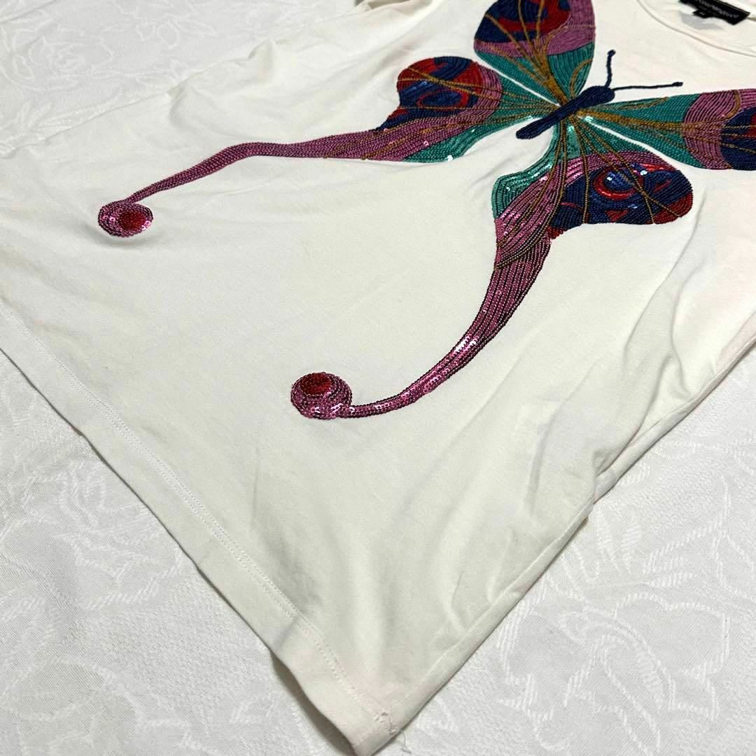 流行 952美品 エンポリオアルマーニ Tシャツ ライトベージュ 蝶柄