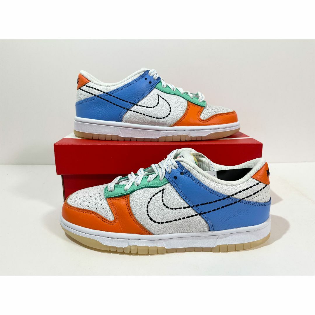 NIKE(ナイキ)の【新品】23.5cm NIKE Dunk Low GS ダンクロー White レディースの靴/シューズ(スニーカー)の商品写真