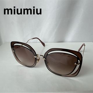 ミュウミュウ(miumiu)の美品　miumiu ミュウミュウ　キャットアイ　ブラウンレンズ　サングラス(サングラス/メガネ)