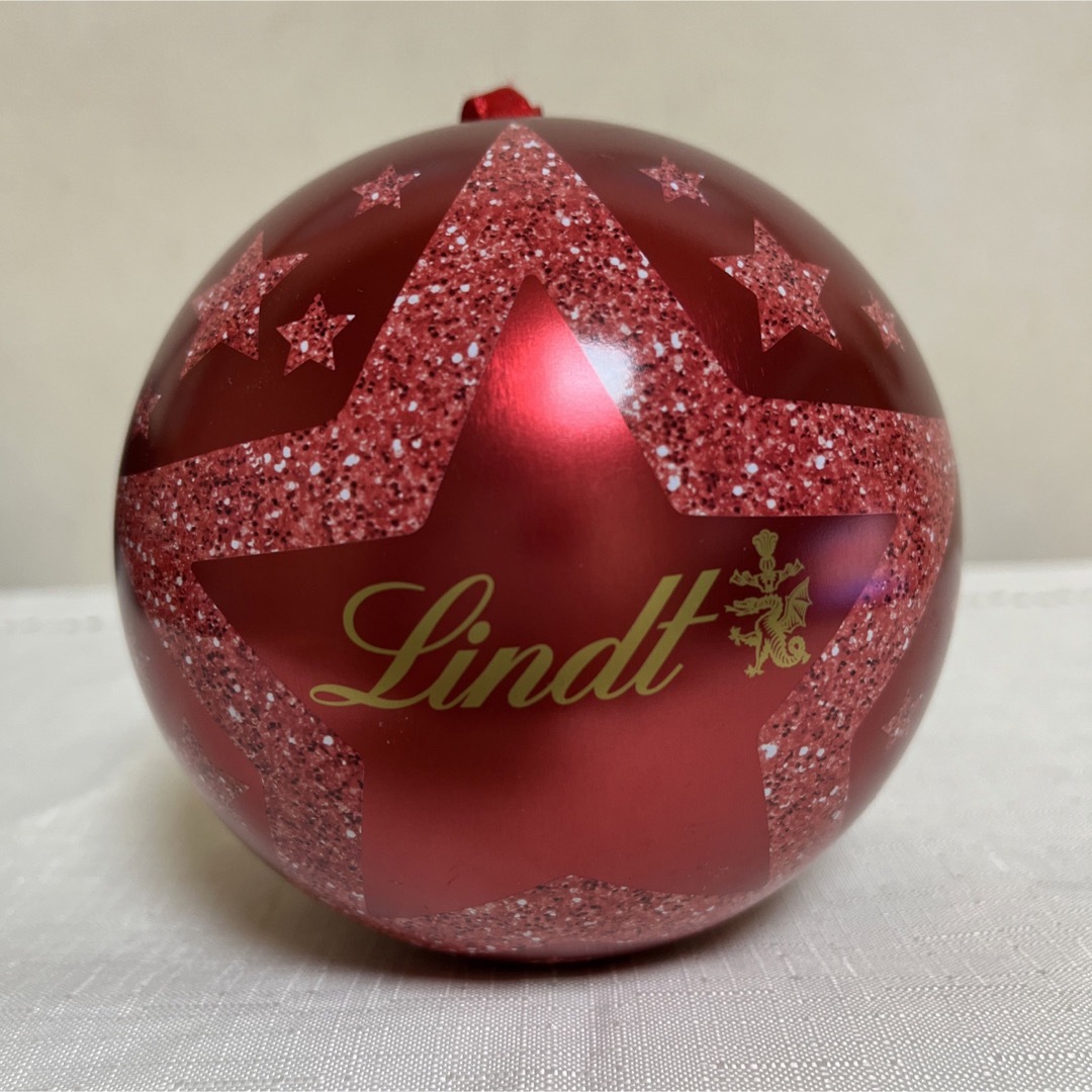 Lindt(リンツ)のリンツ　お菓子空き缶 インテリア/住まい/日用品のキッチン/食器(容器)の商品写真