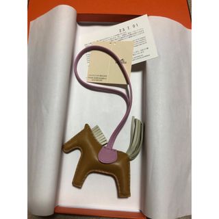 エルメス(Hermes)のエルメス　ロデオ　チャーム　PM 新品(バッグチャーム)