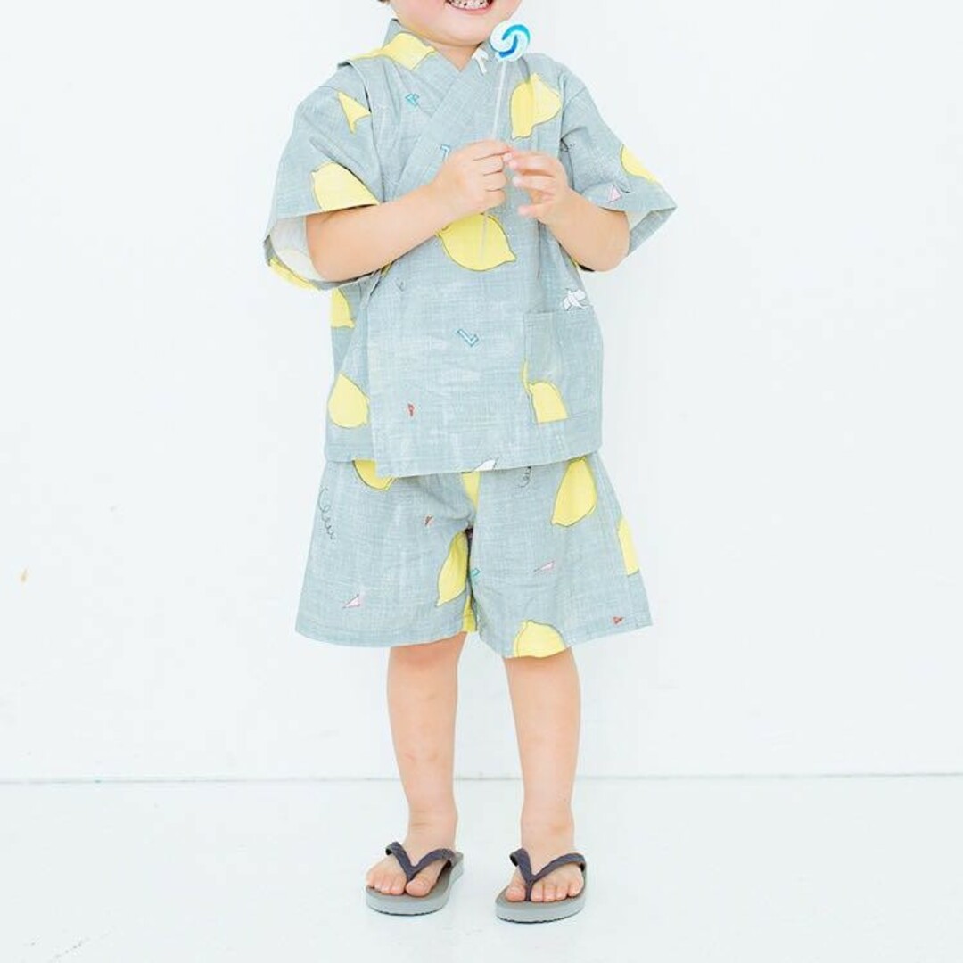 FELISSIMO(フェリシモ)のレモン柄 甚平 浴衣 130 キッズ/ベビー/マタニティのキッズ服男の子用(90cm~)(甚平/浴衣)の商品写真