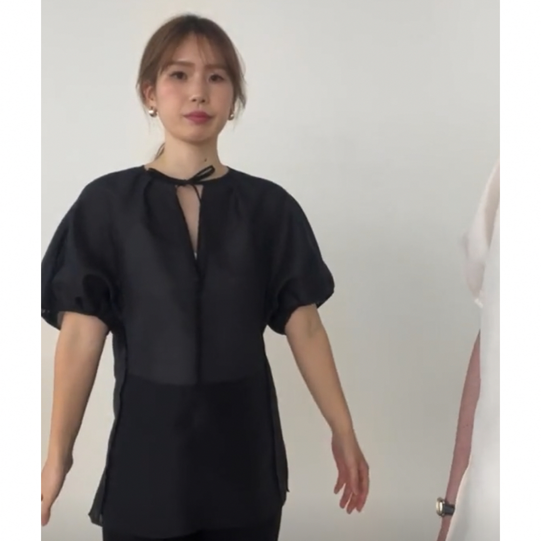 【税込】 OHGA 完売スキッパートップスタグ付き新品 トップス