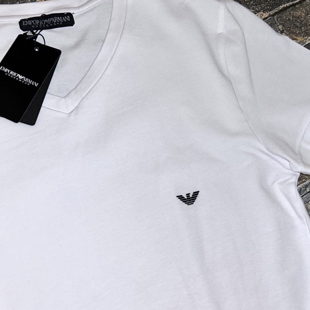 Emporio Armani(エンポリオアルマーニ)の【新品】 EMPORIO ARMANI アルマーニ ／ストレッチTシャツ M メンズのトップス(Tシャツ/カットソー(半袖/袖なし))の商品写真