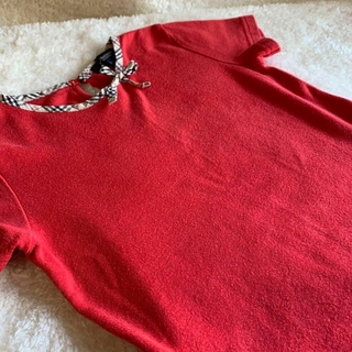 バーバリーロンドン　長袖Ｔシャツ　赤　110A
