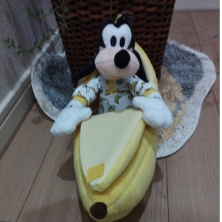 ディズニー(Disney)のディズニー　グーフィー バナナ プラッシュキーチェーン ぬいぐるみ(ぬいぐるみ)