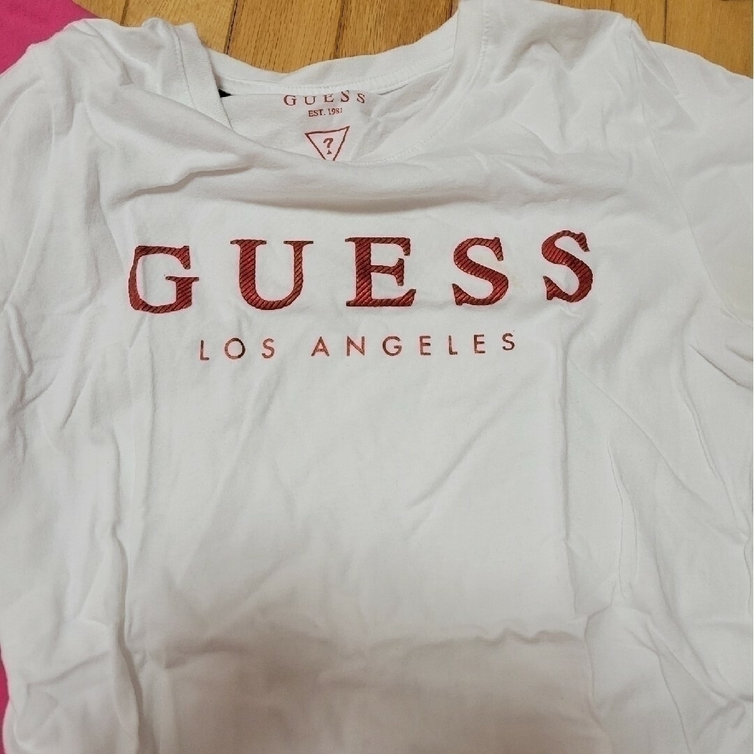 GUESS(ゲス)のGUESS　Tシャツ2枚セット レディースのトップス(Tシャツ(半袖/袖なし))の商品写真