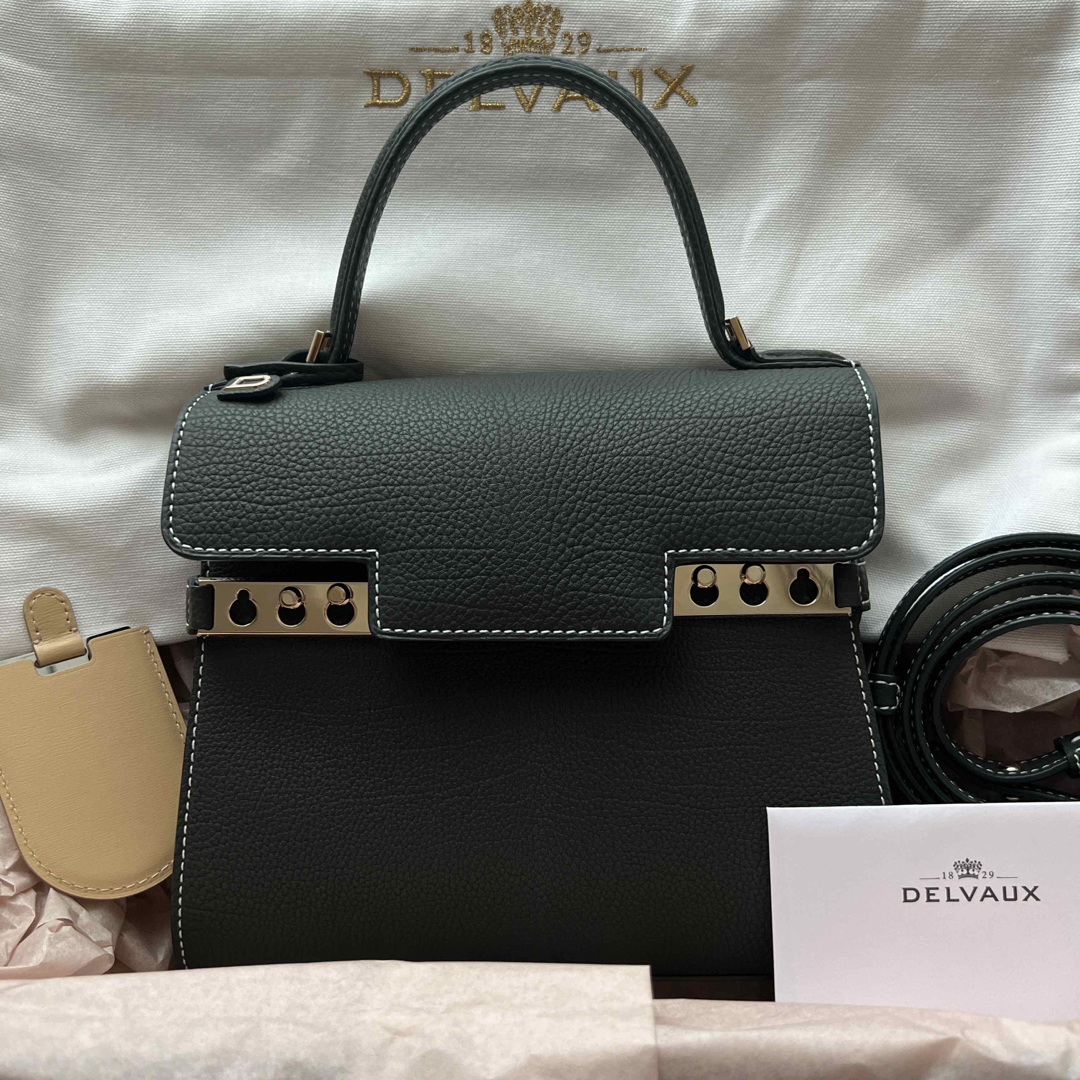 DELVAUX - DELVAUX デルヴォー タンペートPM ブリティッシュ DELVAUX - DELVAUX デルヴォー タンペートPM ブリティッシュ
