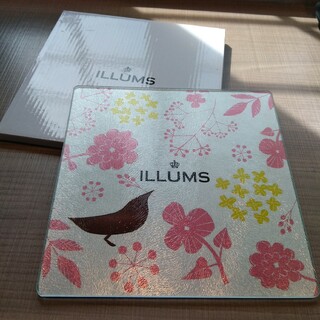 ILLUMS - ILLUMS イルムス スクエア カッティングボード ピンク ガラス