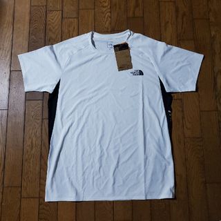 ザノースフェイス(THE NORTH FACE)のザノースフェイス◎サラTランニングTシャツ◎メンズXL★新品未使用(ウェア)