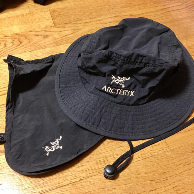 ARC'TERYX(アークテリクス)のARC'TERYX 黒 ハット レディースの帽子(ハット)の商品写真