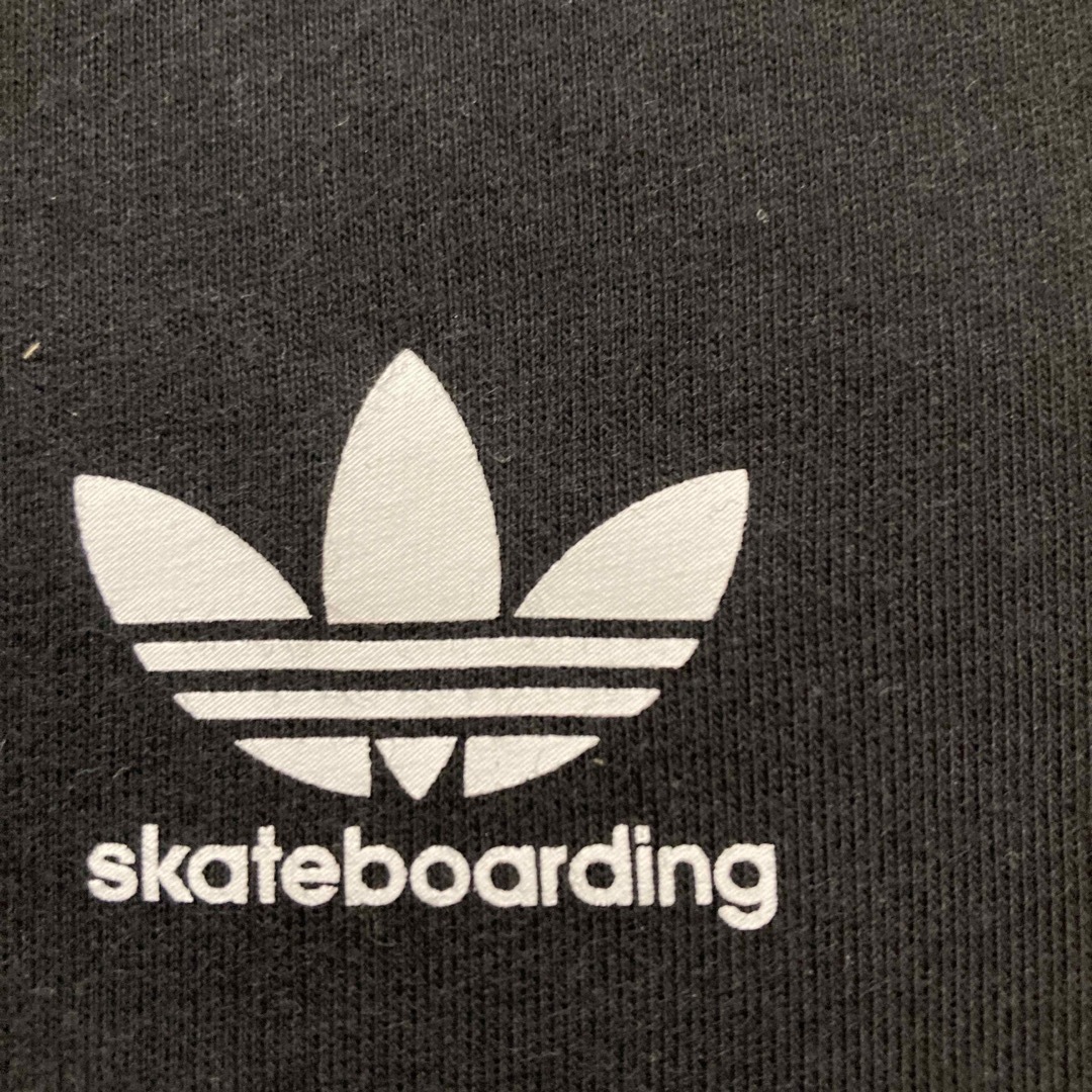 adidas(アディダス)のadidas skateboarding ロンTシャツ 黒」M メンズのトップス(Tシャツ/カットソー(七分/長袖))の商品写真