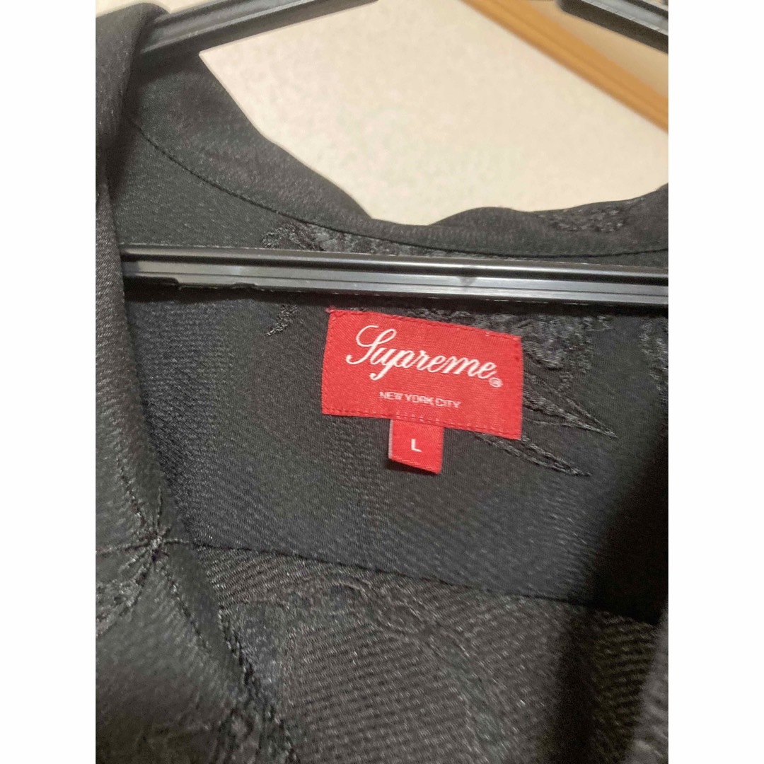 Supreme(シュプリーム)のSupreme scorpion shirt メンズのトップス(シャツ)の商品写真