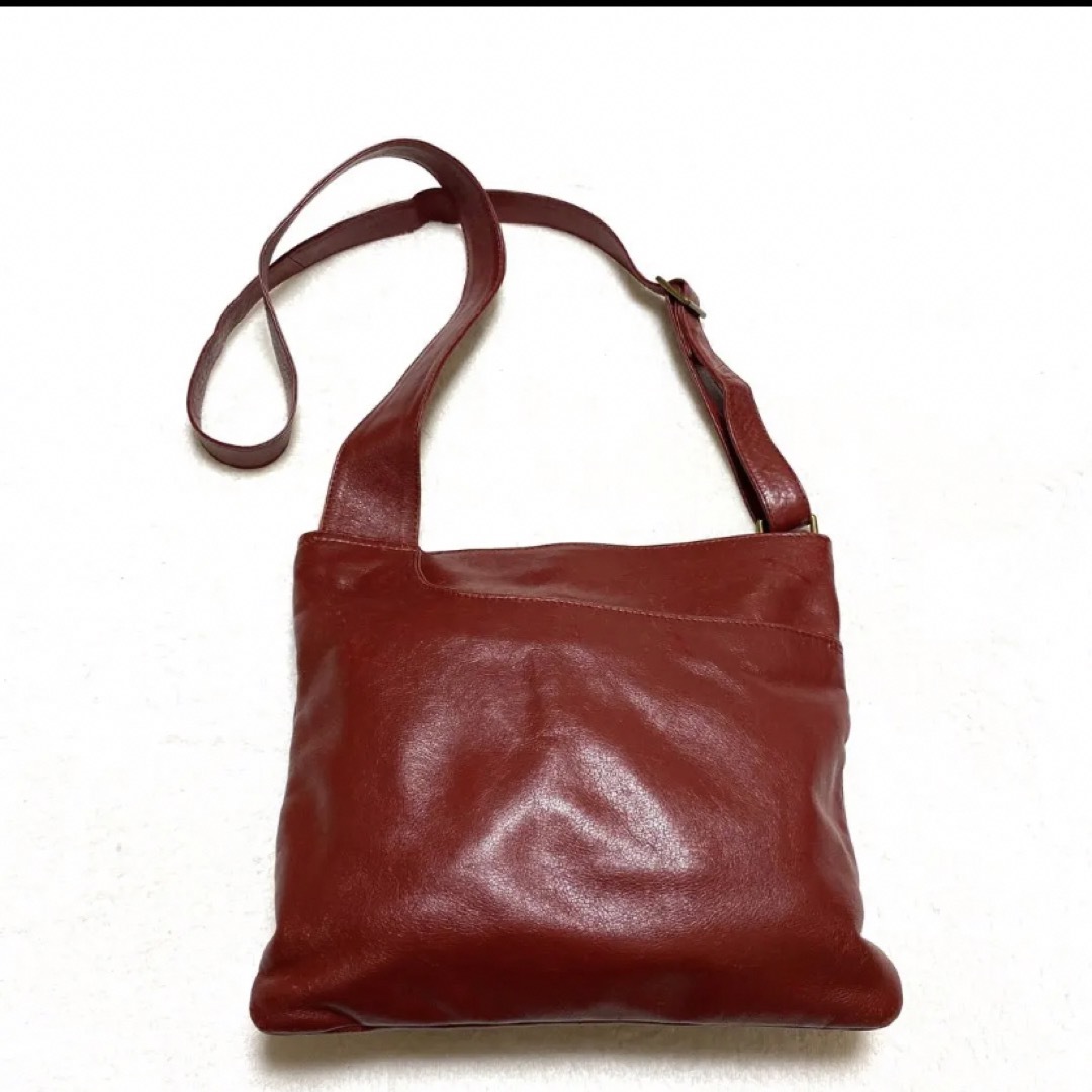 LAUNDRY(ランドリー)のRADLEY ショルダーバッグ　赤 レディースのバッグ(ショルダーバッグ)の商品写真