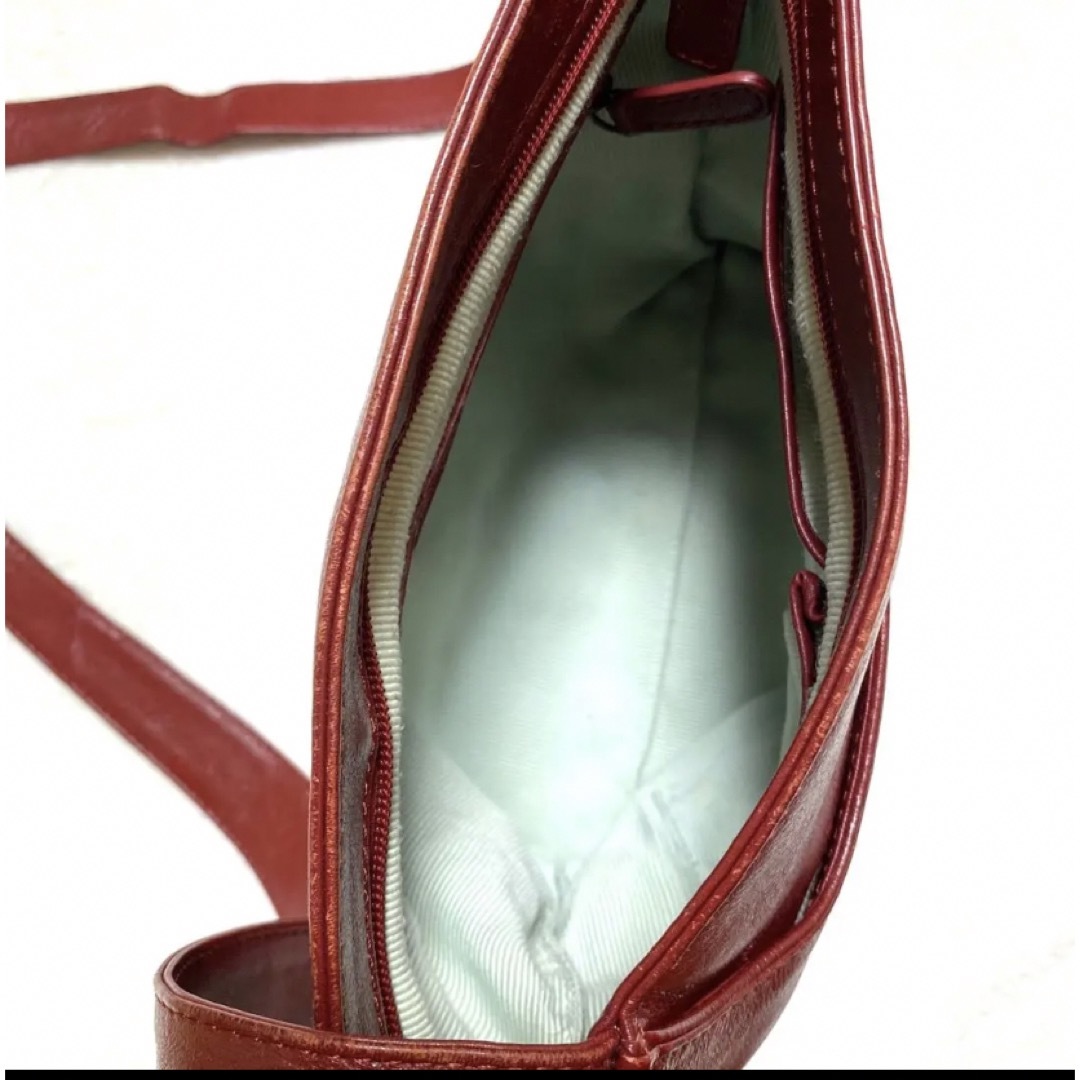 LAUNDRY(ランドリー)のRADLEY ショルダーバッグ　赤 レディースのバッグ(ショルダーバッグ)の商品写真