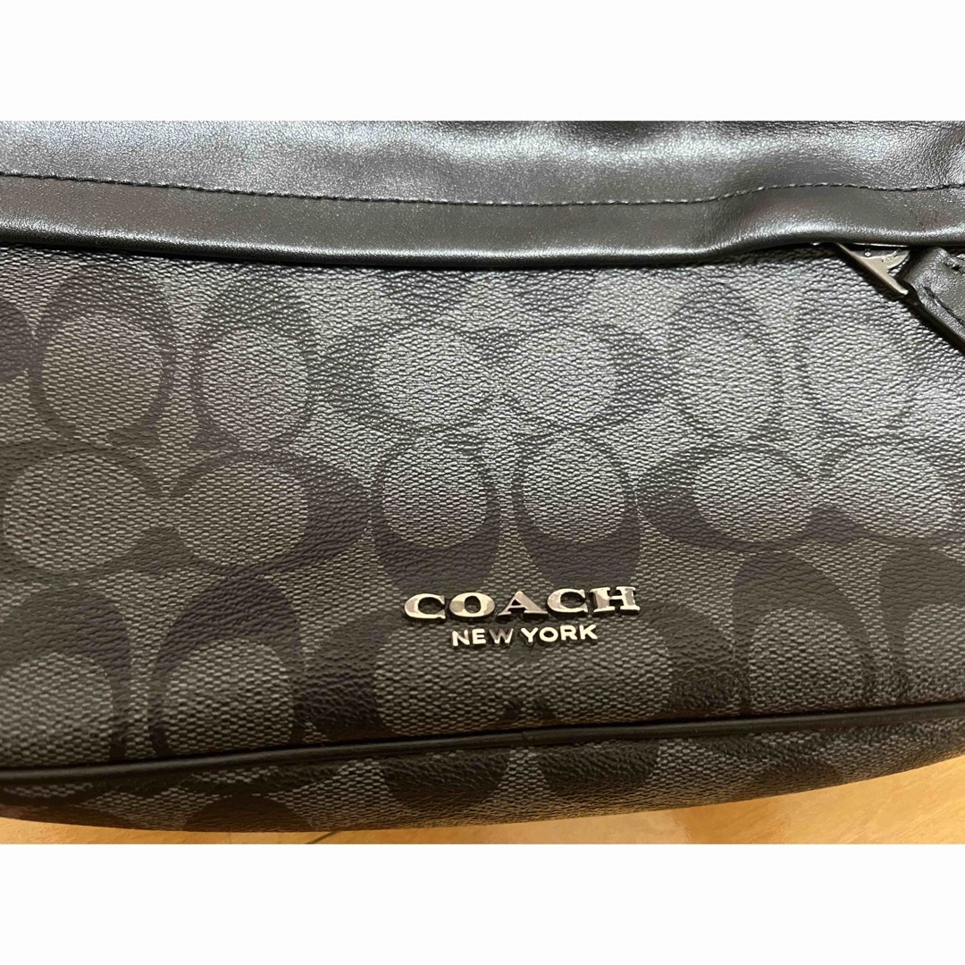 COACH(コーチ)のCOACH メンズ  ショルダー メンズのバッグ(ショルダーバッグ)の商品写真