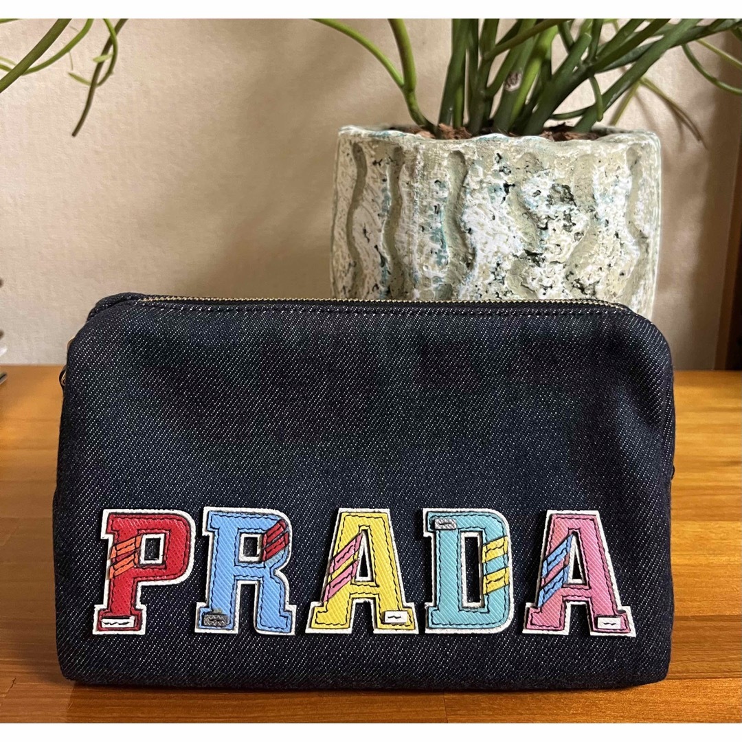 大量入荷中 【新品未使用】PRADA プラダ デニムポーチ | ubuge.jp