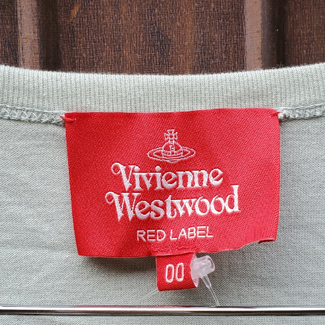 Vivienne Westwood(ヴィヴィアンウエストウッド)のタグ付き未使用！vivienne westwood スポッティキャット T レディースのトップス(Tシャツ(半袖/袖なし))の商品写真