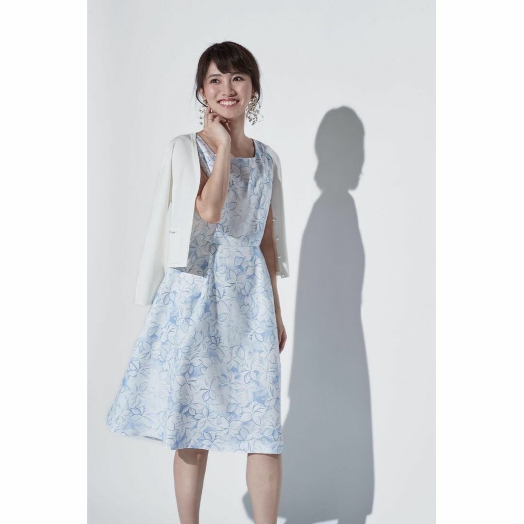 新品☆Aveniretoile☆アベニールエトワール☆花柄ワンピース☆黒- 新品☆Aveniretoile☆アベニールエトワール☆花柄ワンピース☆黒-